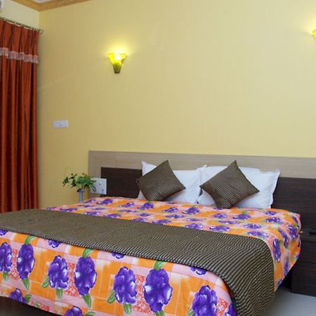 Rbr Suites Calangute Exterior photo