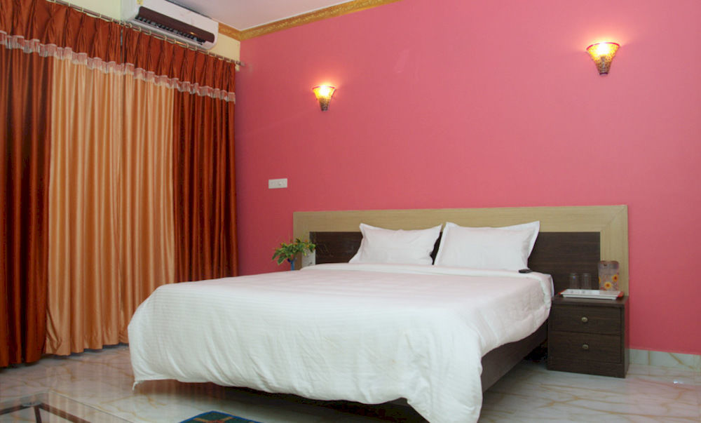 Rbr Suites Calangute Exterior photo