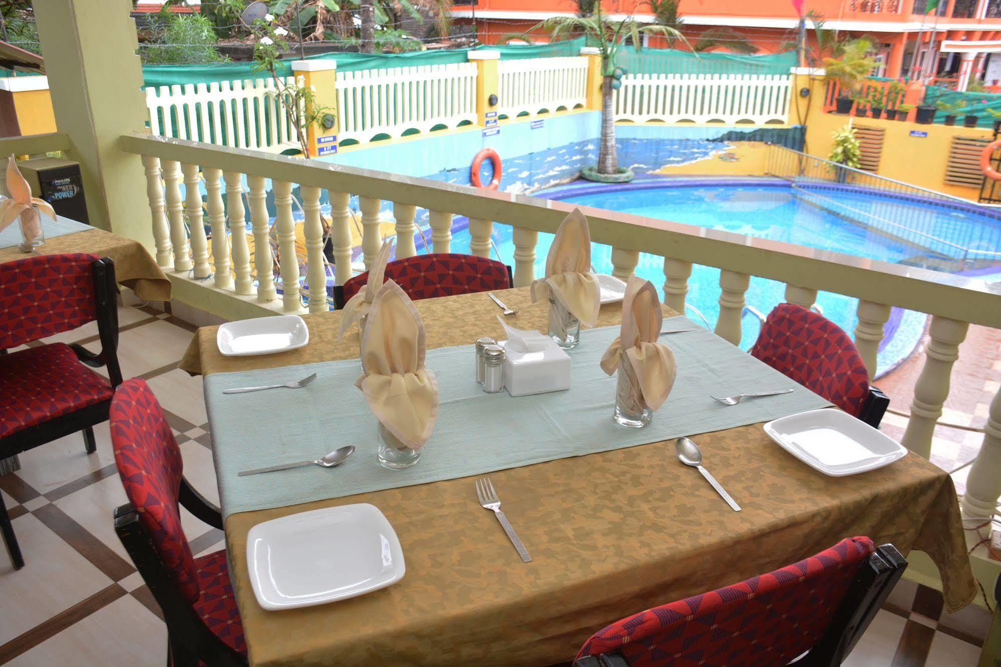 Rbr Suites Calangute Exterior photo